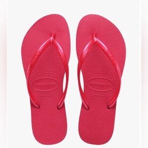 NWT Havaianas Slim Flip Flops